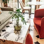 Le Mosaique 纳博讷
